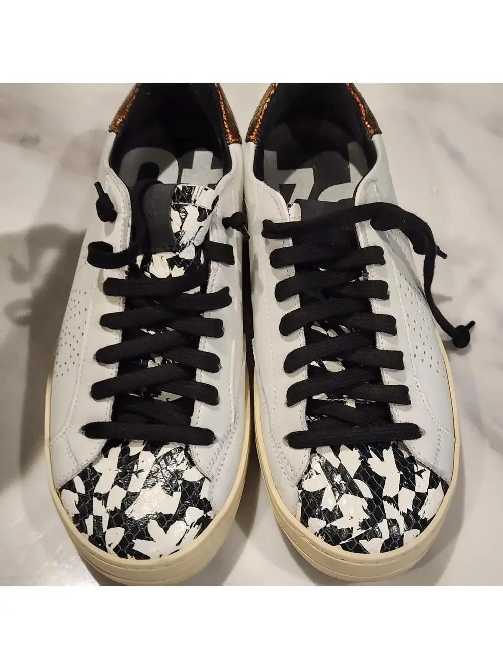 P448 John White Leather Sneakers Womens Size 7 Animal Print Toe